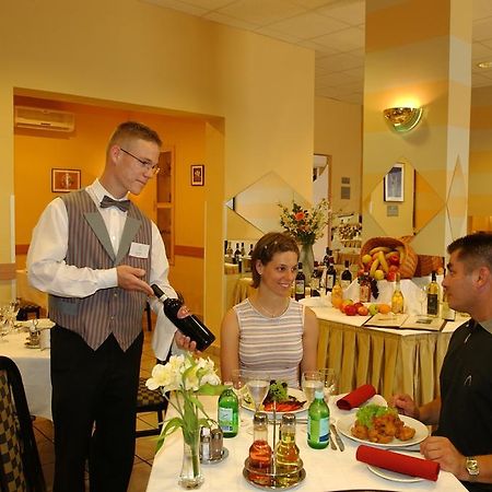 Hotel Griff Βουδαπέστη Εξωτερικό φωτογραφία