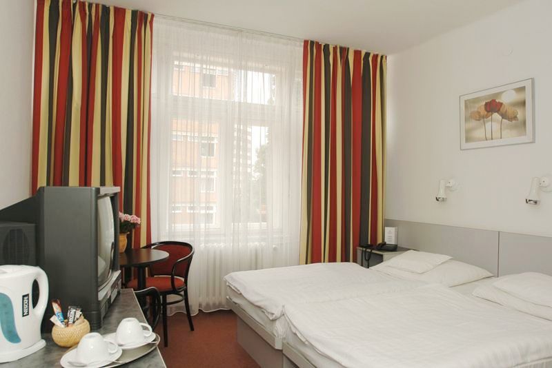 Hotel Griff Βουδαπέστη Δωμάτιο φωτογραφία