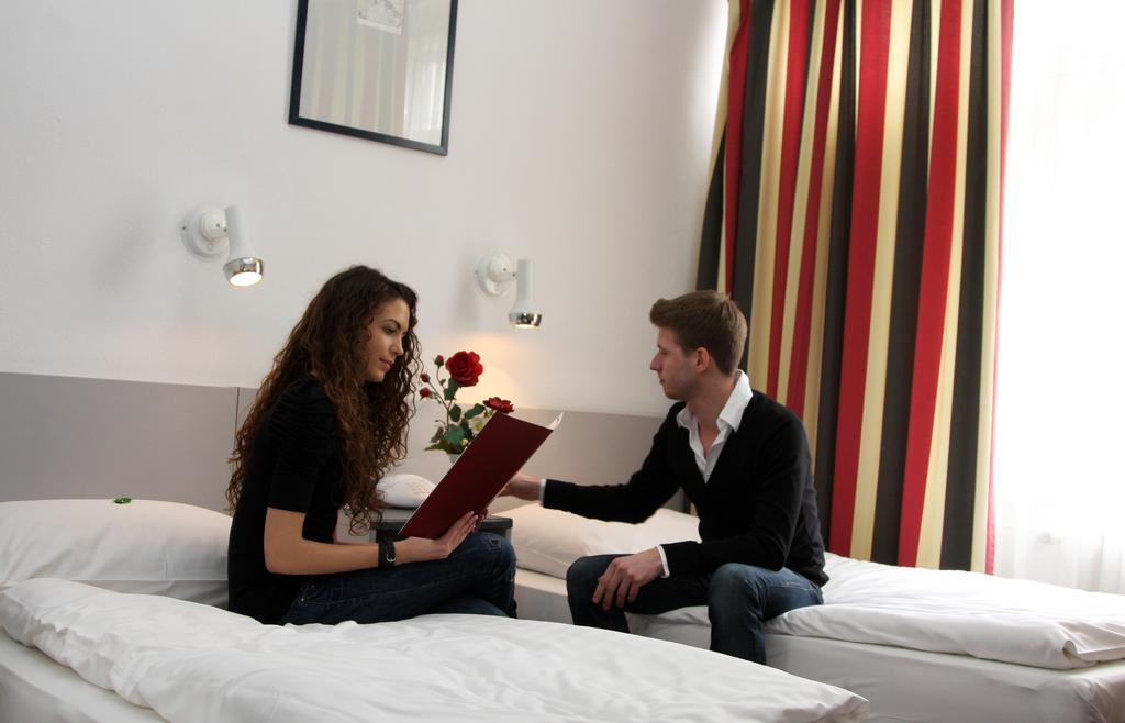 Hotel Griff Βουδαπέστη Εξωτερικό φωτογραφία